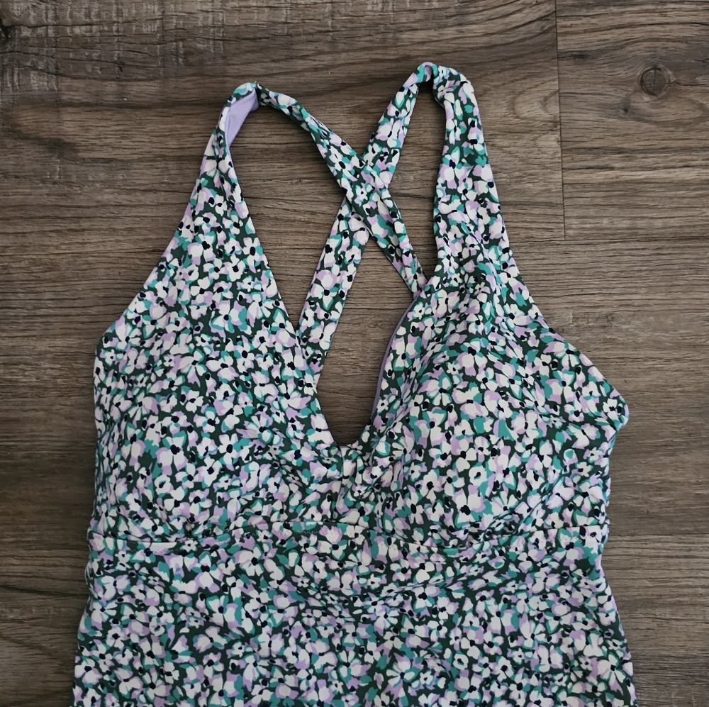 BOGO NWT Athleta Plunge Tankini Top D-DD - Picture 2 of 9